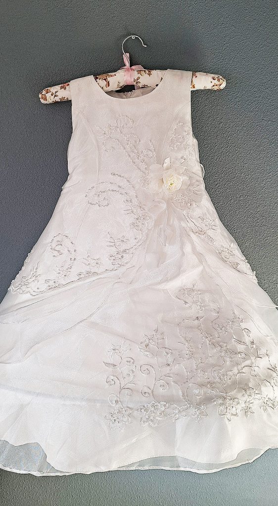 uniek kinderfeestje met trouwjurken passen bij jou thuis in friesland